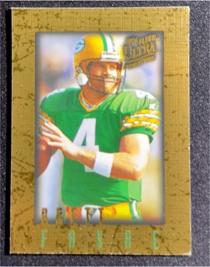 1996 Fleer Ultra Sensations #39 Brett Favre — front
