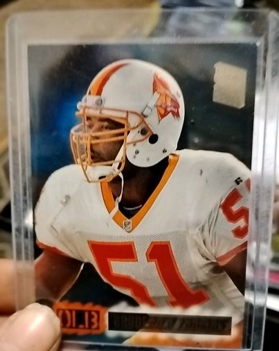1994 Stadium Club #70 Broderick Thomas — front