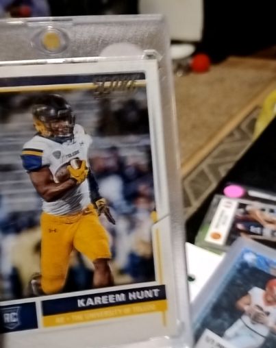 2017 Panini Score #423 Kareem Hunt Rookie — front