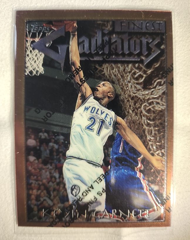 1996-97 Topps Finest Gladiators #66 Kevin Garnett — front