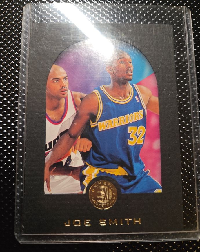 1995 SkyBox E-XL #26 Joe Smith — front