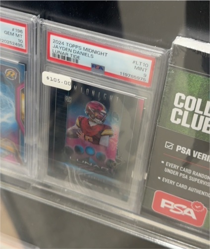 2024 Topps Midnight #LT10 Jayden Daniels Lunar Tide — front