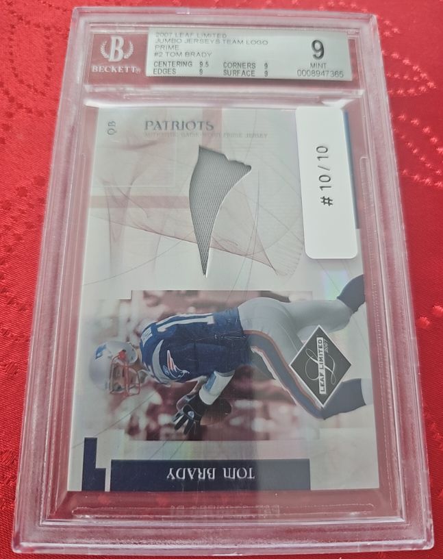 2007 Leaf Limited #2 Tom Brady Jumbo Jersey Team Logo Prime — front