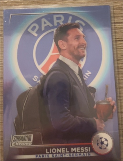 2022-23 Topps Stadium Club Chrome #80 Lionel Messi — front