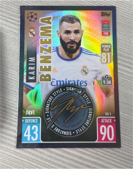 2021-22 Topps Match Attax Signature Style #SIG5 Karim Benzema — front