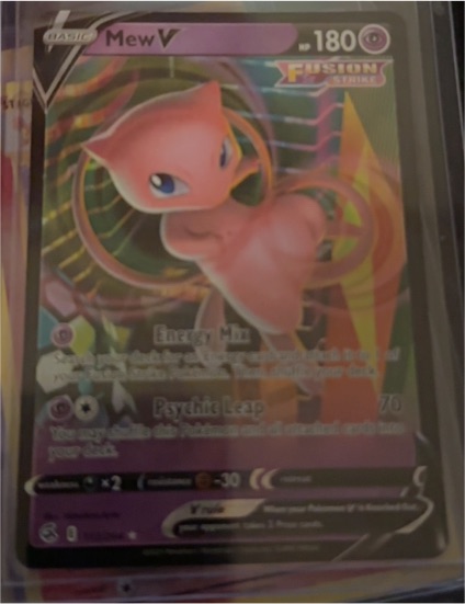 2021 Pokémon TCG Fusion Strike #113 Mew V — front