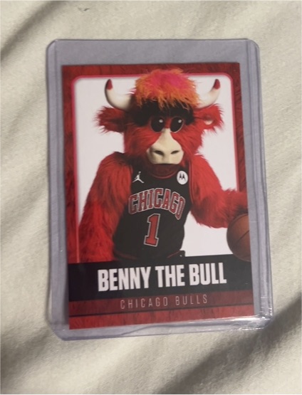 2004-05 Topps Total #423 Benny The Bull — front