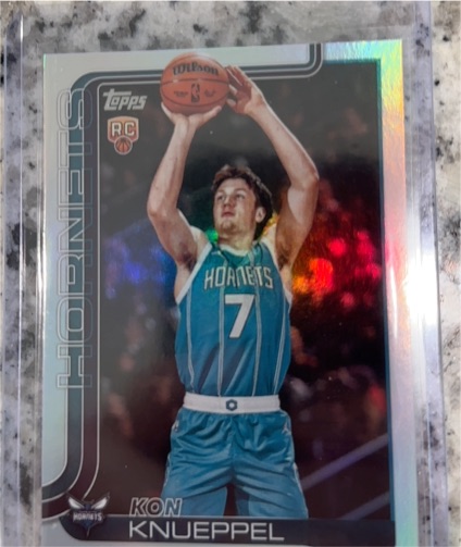 2025 Topps #204 Kon Knueppel — front