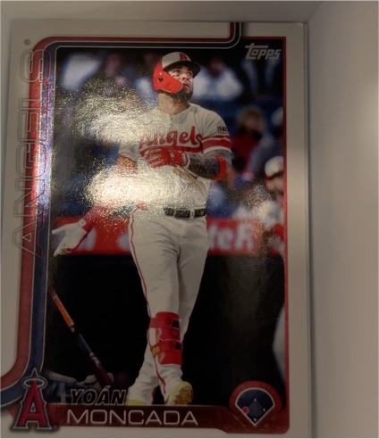 2025 Topps Update #US24 Yoán Moncada — front