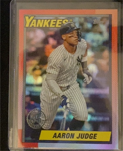 2025 Topps Update #U90-30 Aaron Judge — front