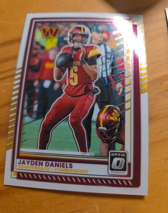 2025 Donruss Optic #23 Jayden Daniels — front
