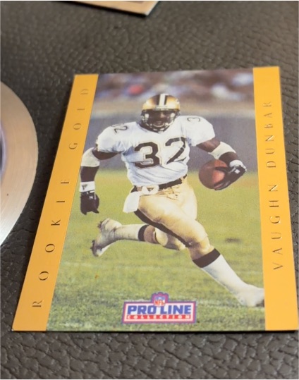 1992 Pro Line Portraits Rookie Gold #19 Vaughn Dunbar — front