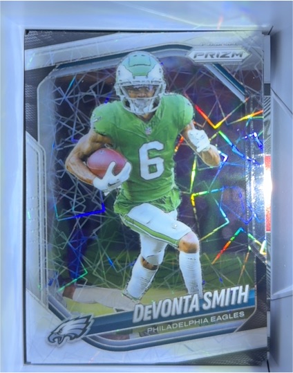 2025 Panini Prizm #70 Devonta Smith — front