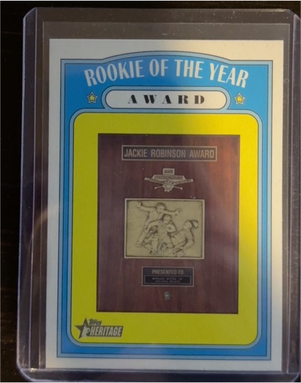 2021 Topps Heritage #368 Rookie of the Year Award — front