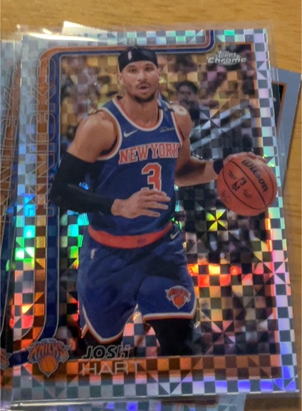 2025-26 Topps Chrome #160 Josh Hart — front