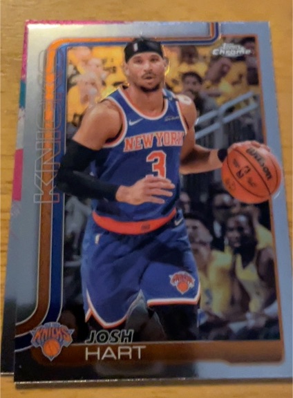 2025-26 Topps Chrome #160 Josh Hart — front