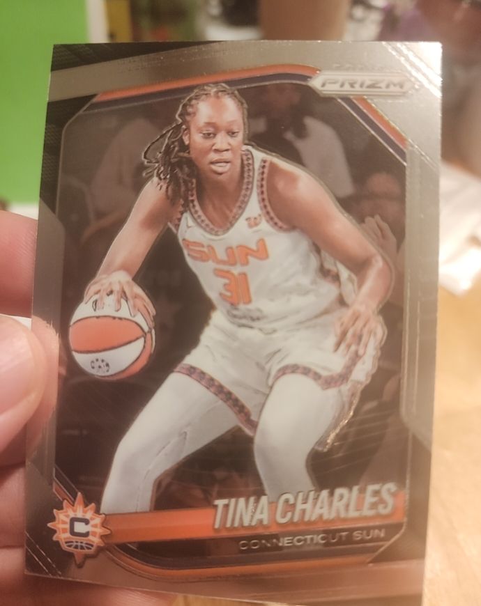 2025 Panini Prizm WNBA #3 Tina Charles — front
