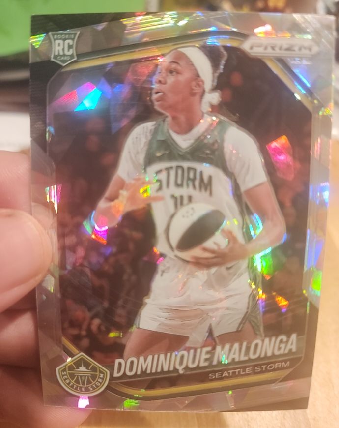 2025 Panini Prizm WNBA #116 Dominique Malonga — front