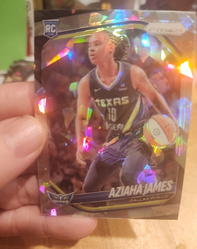 2025 Panini Prizm WNBA #83 Aziaha James — front