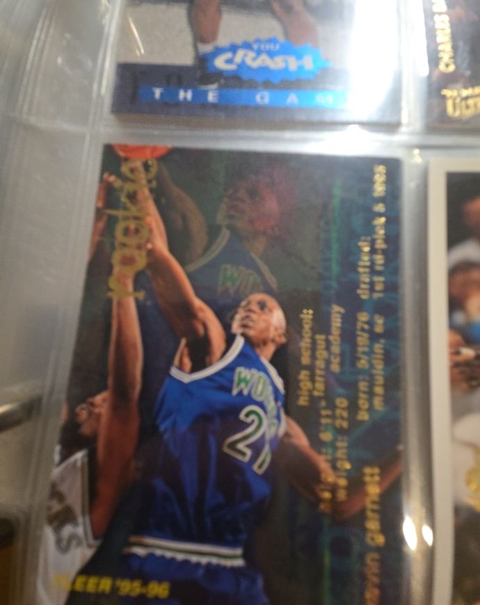 1995-96 Fleer #293 Kevin Garnett — front