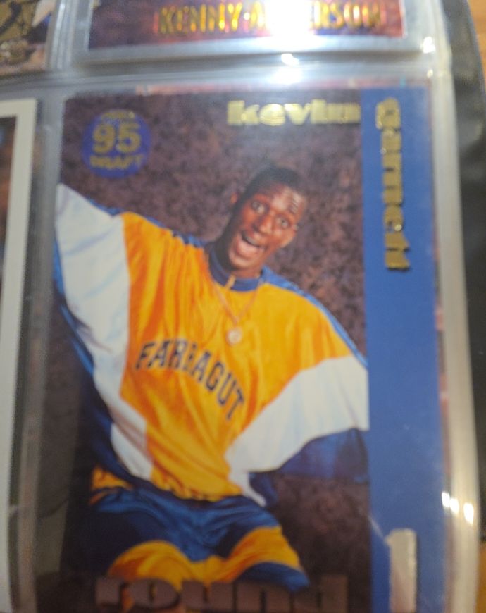 1995 Collect-A-Card Pro Draft #8 Kevin Garnett Rookie Card — front