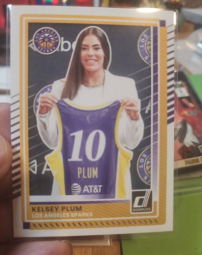 2025 Donruss WNBA #12 Kelsey Plum — front