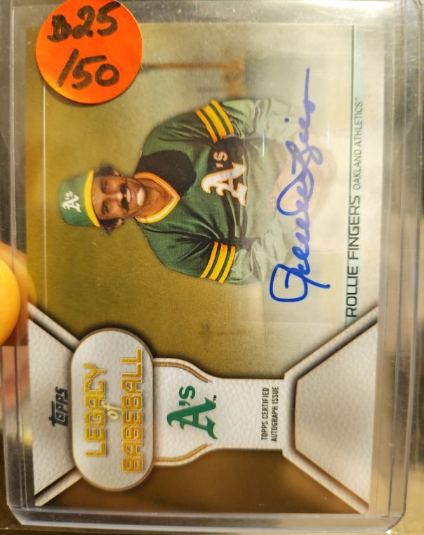 2019 Topps Legacy of Baseball #Rollie Fingers — front