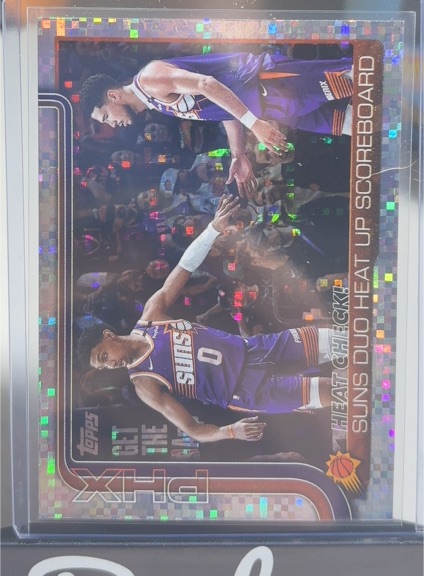 2025-26 Topps #294 Heat Check! Suns Duo Heat Up Scoreboard — front