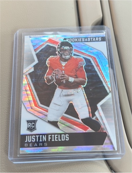 2021 Panini Rookies & Stars #104 Justin Fields — front
