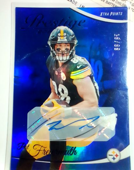2023 Panini Prestige #252 Pat Freiermuth Xtra Points Blue — front