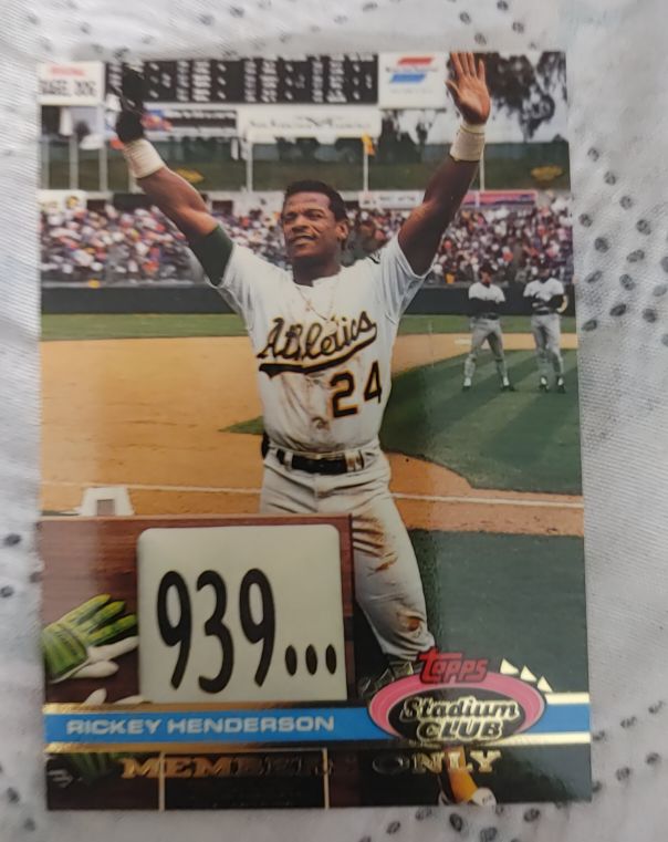 1991 Topps Stadium Club Members Only #939 Rickey Henderson — front