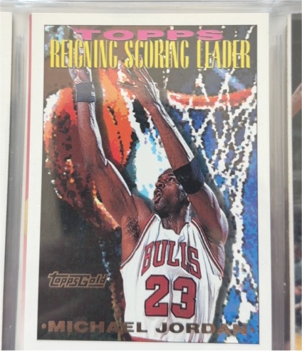 1993-94 Topps #384 Michael Jordan Reigning Scoring Leader — front