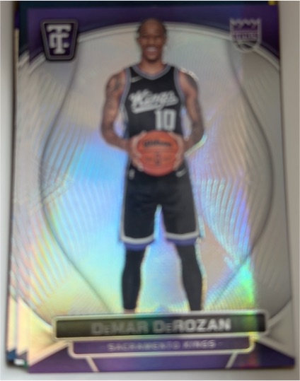 2024-25 Panini Totally Certified #33 DeMar DeRozan — front