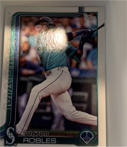 2025 Topps Series 2 #572 Victor Robles — front