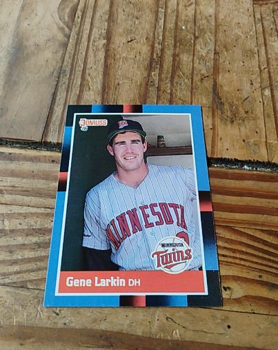 1988 Donruss #564 Gene Larkin — front