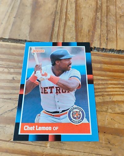 1988 Donruss #215 Chet Lemon — front