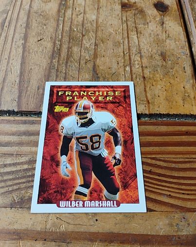 1993 Topps #90 Wilber Marshall — front