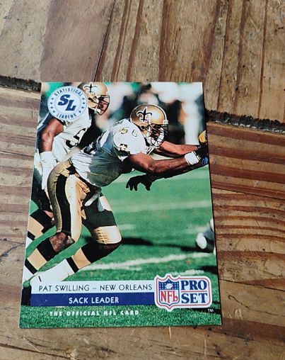 1992 Pro Set #17 Pat Swilling New Orleans Saints — front