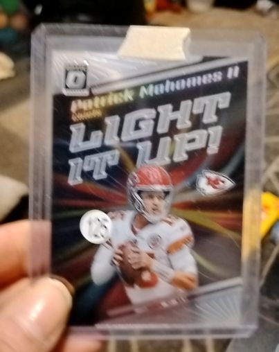 2023 Panini Donruss Optic Light It Up #LU-PM Patrick Mahomes II — front