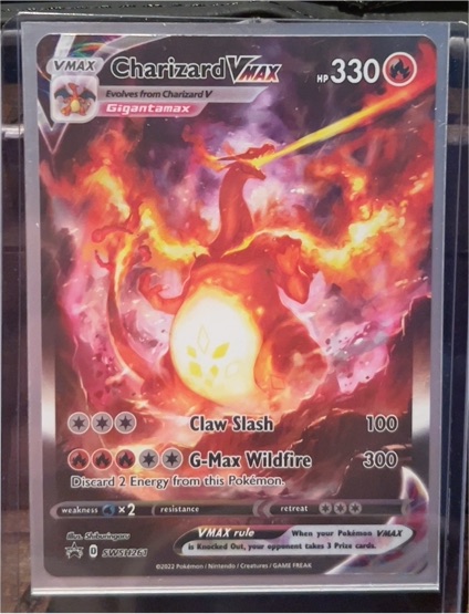 2022 Pokémon SWSH261 Charizard VMAX — front