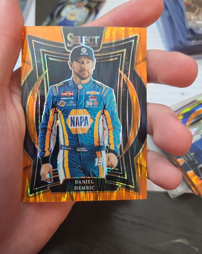 2025 Panini Select Racing Grandstand #5 Daniel Hemric — front