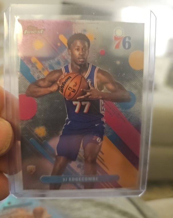 2025-26 Topps Finest #3 VJ Edgecombe — front