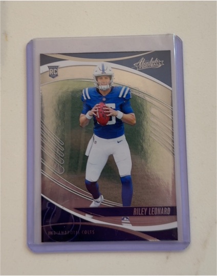2025 Panini Absolute #172 Riley Leonard — front