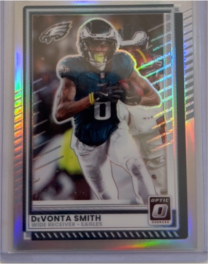 2025 Panini Donruss Optic #28 DeVonta Smith — front