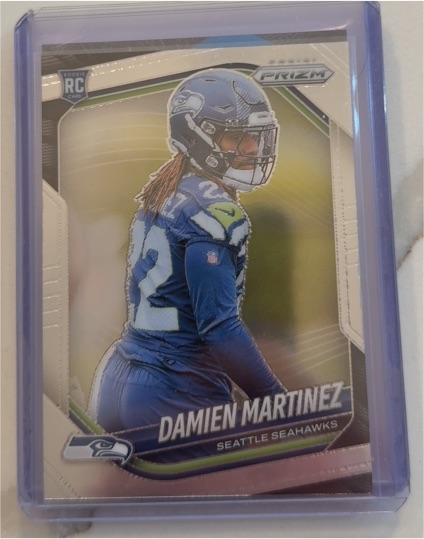 2025 Panini Prizm #373 Damien Martinez — front