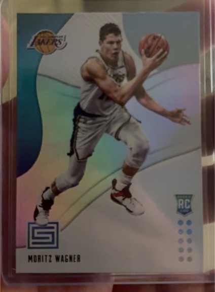 2018-19 Panini Status #150 Moritz Wagner — front