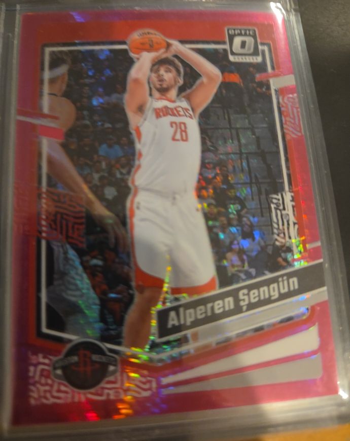 2023-24 Panini Donruss Optic #85 Alperen Sengun Hyper Pink Houston Rockets — front