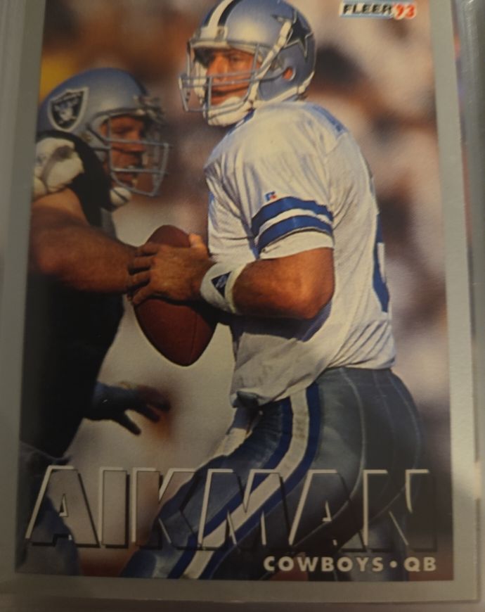 1993 Fleer #273 Troy Aikman Dallas Cowboys — front