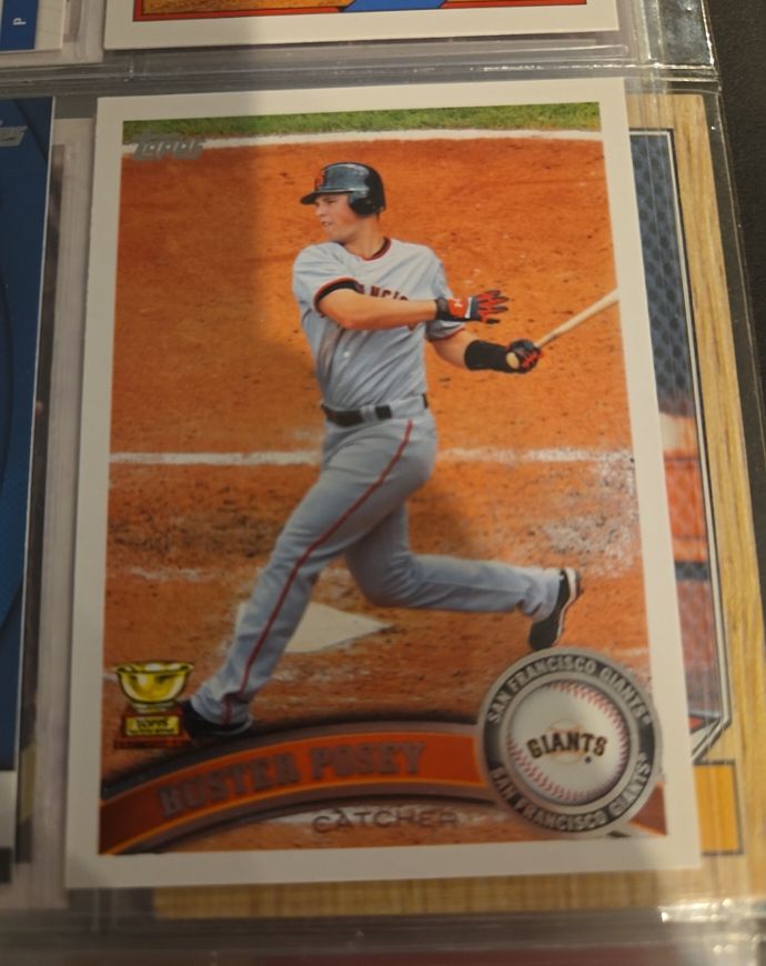 2011 Topps #198 Buster Posey — front
