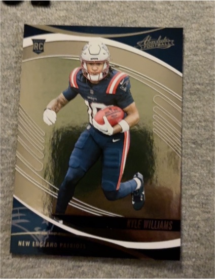 2025 Panini Absolute Football #152 Kyle Williams — front